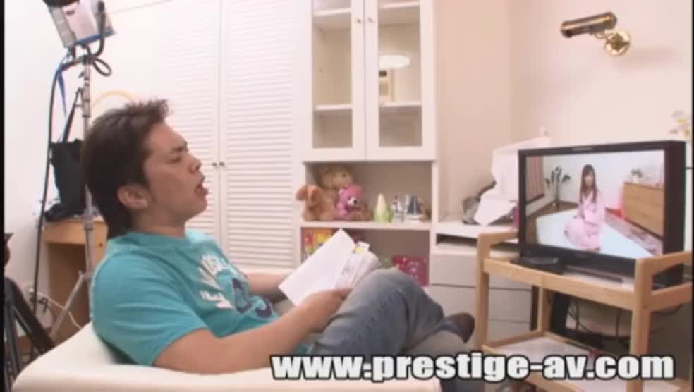 Yuna Hayashi - Auditioning Fucking her son and director