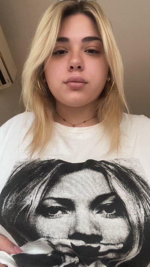 Any Redditors brave enough to fuck a chubby girl?