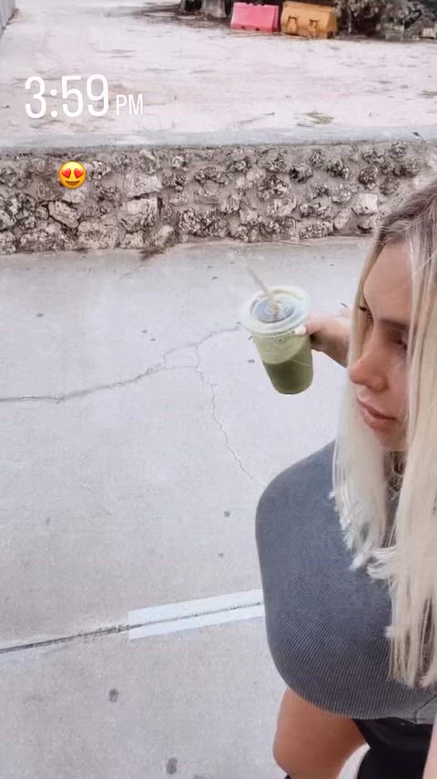 GreenyellowFumblingShihtzu thumbnail