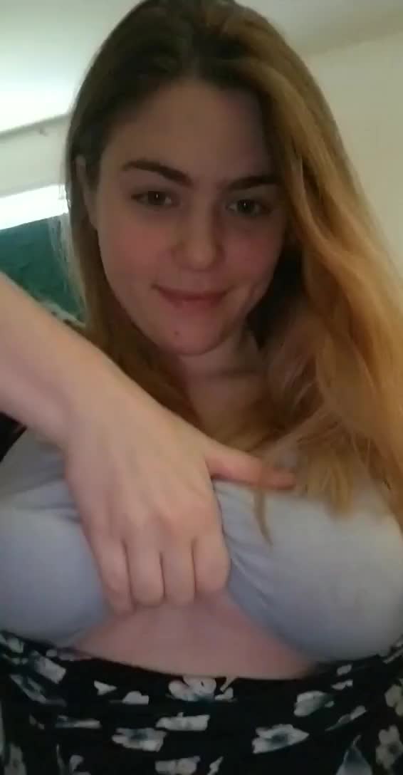 MILF Tits in Slow Motion