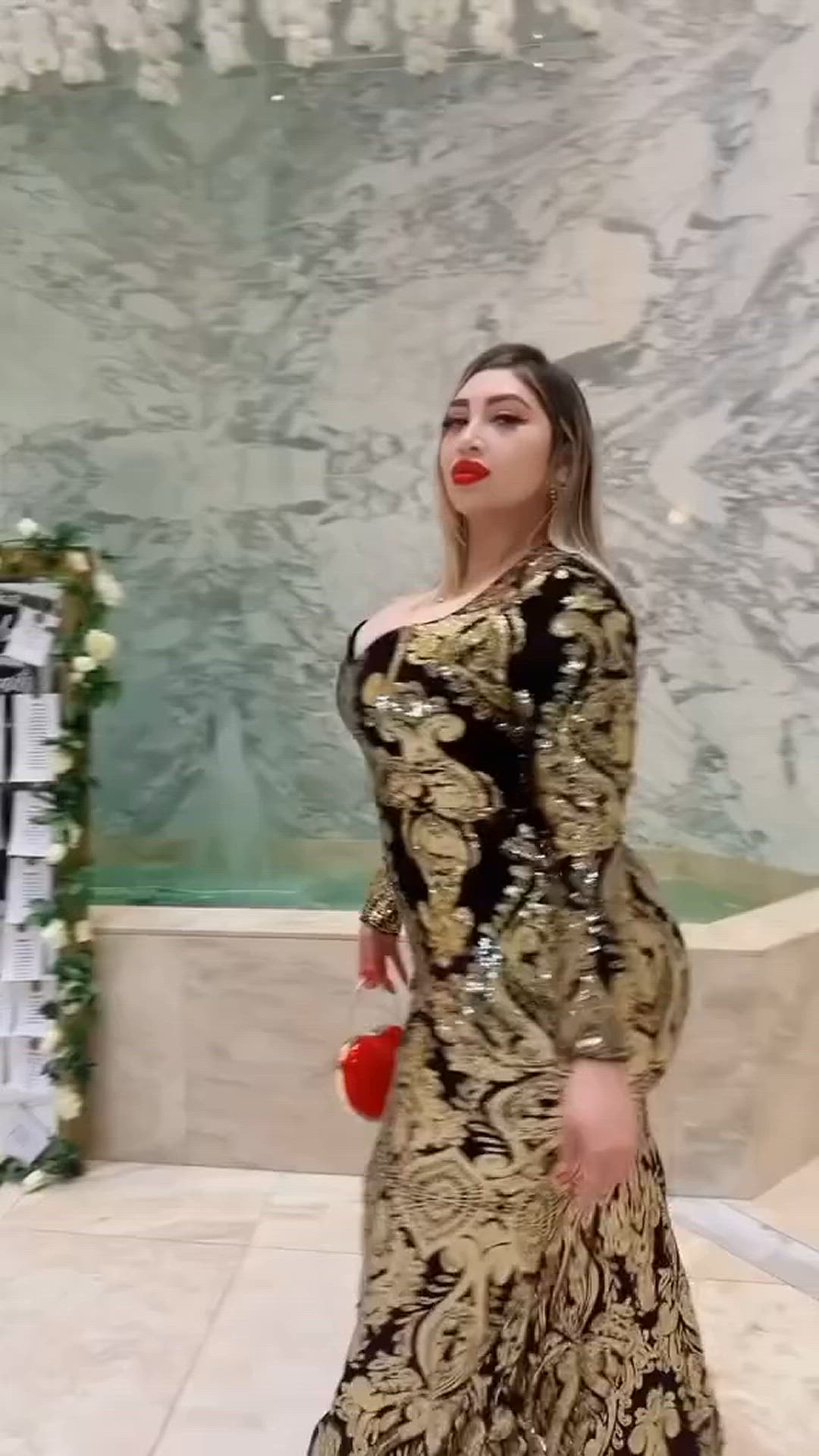 Amateur, Ass, Big Ass, Blonde, Brunette, Latina