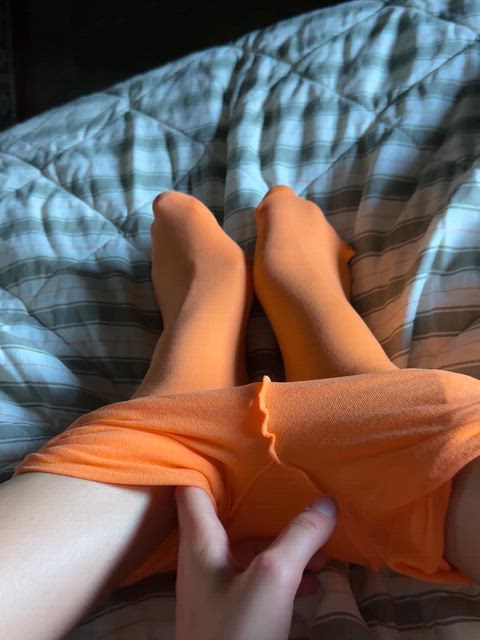 Tights sliding down… my feet waiting for you