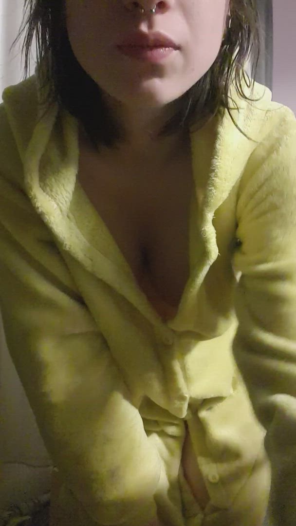GIF thumbnail