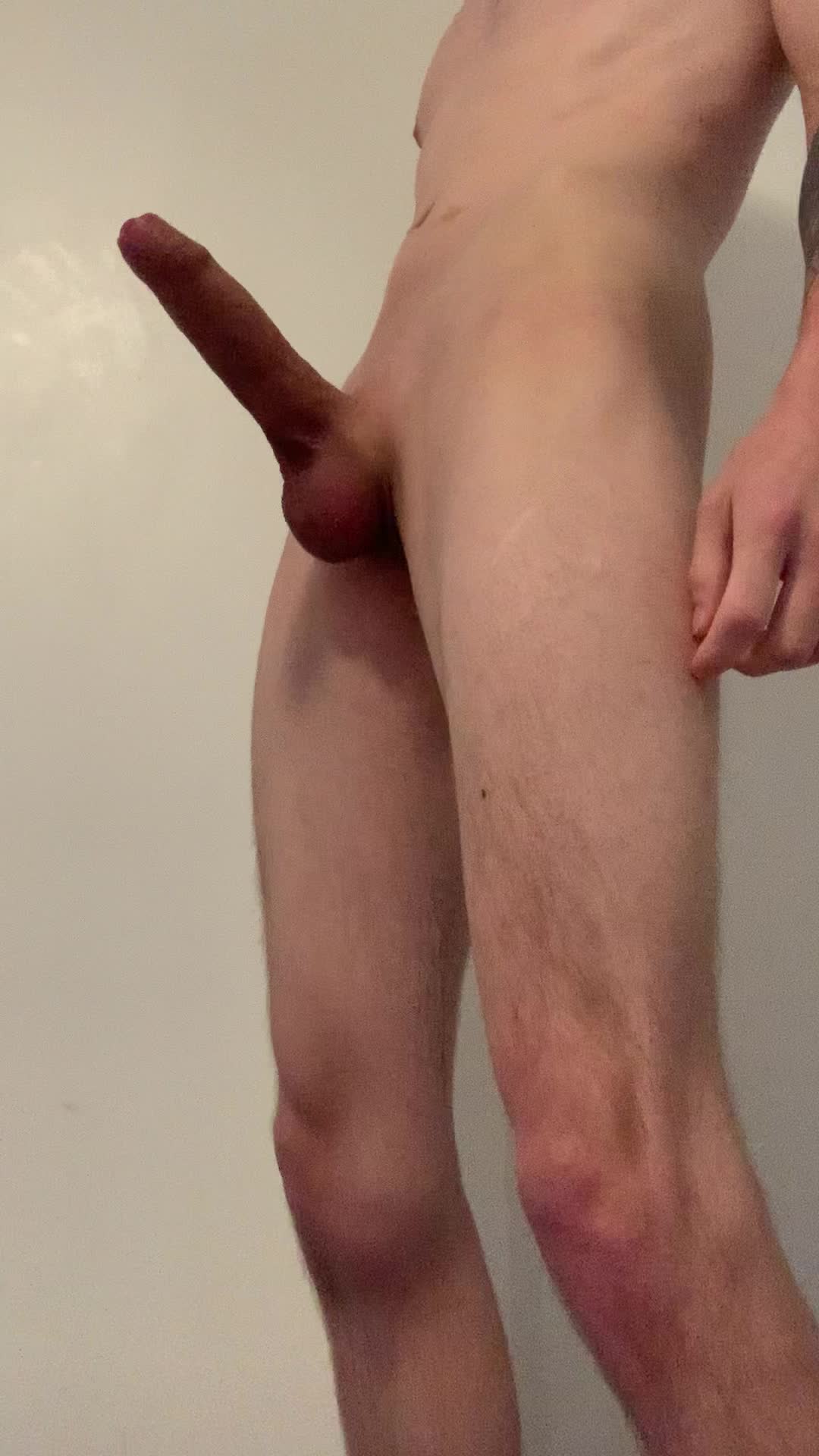 Who wants to come celebrate my cake day with me? 🎉🎂