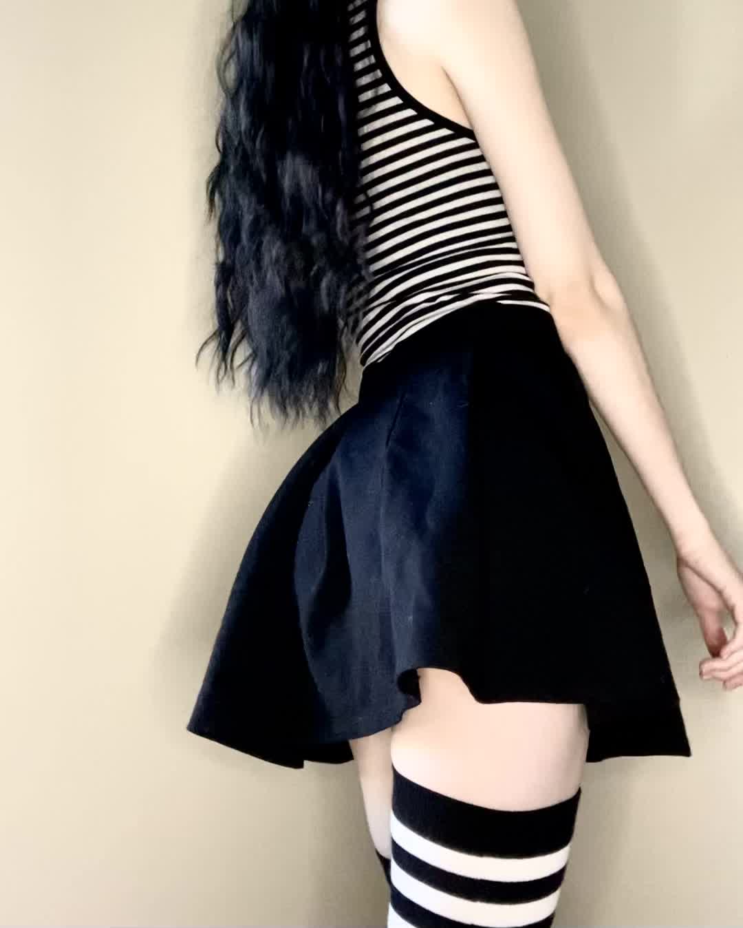 Little strip tease 💕