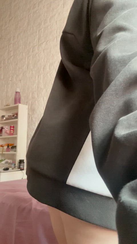 I love having my big booty sniffed a lot