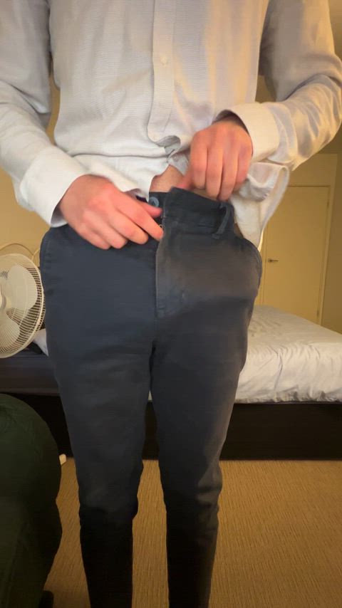 [19] Do you prefer uncut cock? 👀