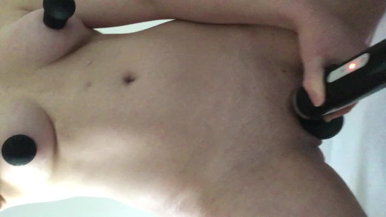 Captured a little orgasm today 🖤