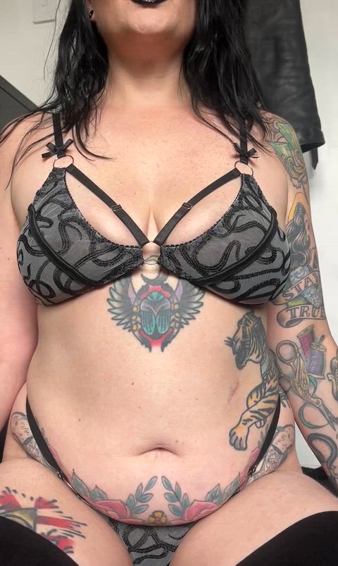 Gotta get some dick in 2026!