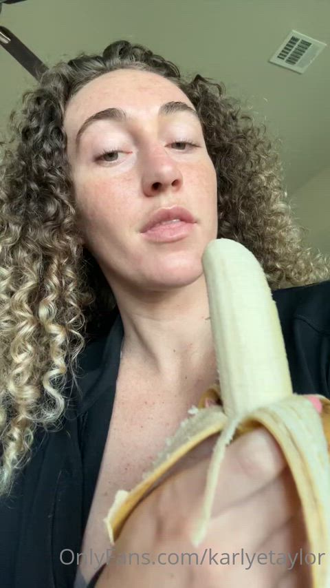 OnlyFans Sucking White Girl Porn GIF by giantballsack22