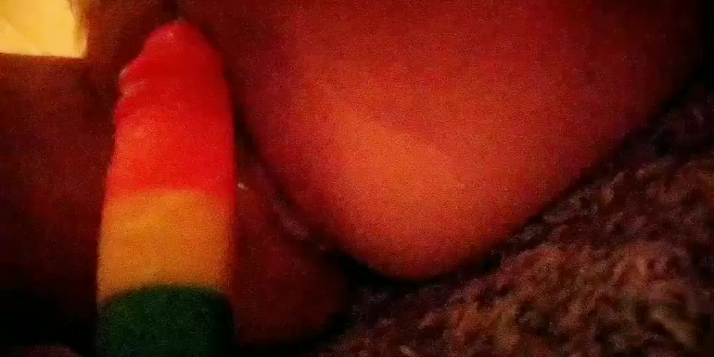RUBBING MY CLIT MAKES THIS HAPPEN
