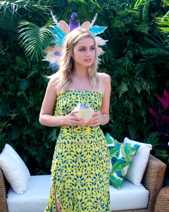 Imagine meeting Ana de Armas at a little party and she flirts with you the whole time and then later that day you fuck
