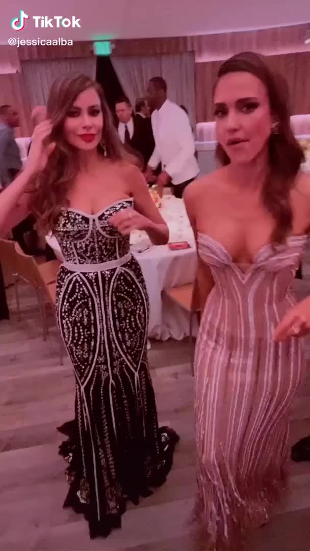 Who sucked more cock last night, Jessica Alba or Sofia Vergara?