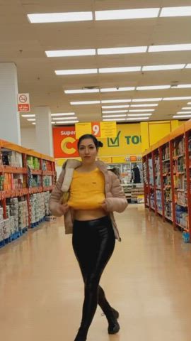 Amateur Big Tits Boobs Exhibitionist Flashing Natural Tits Public Tits Porn GIF by duromami