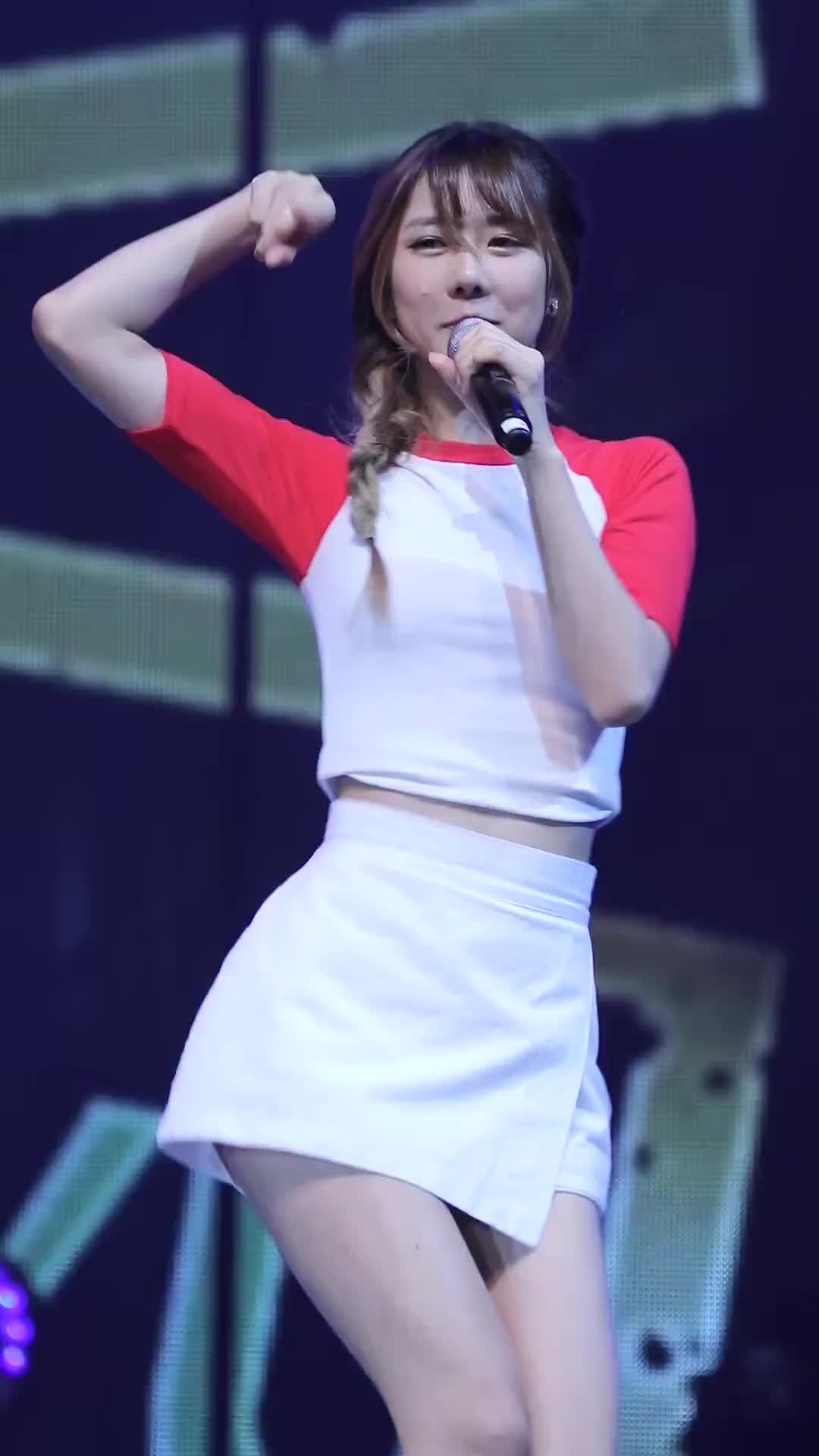Minx - Yoohyeon