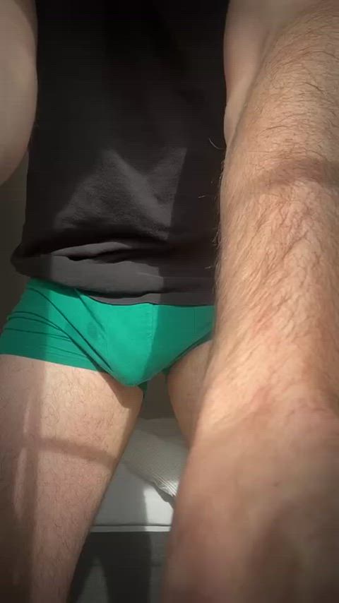 (29) 6’5 - Rugby player 🤓