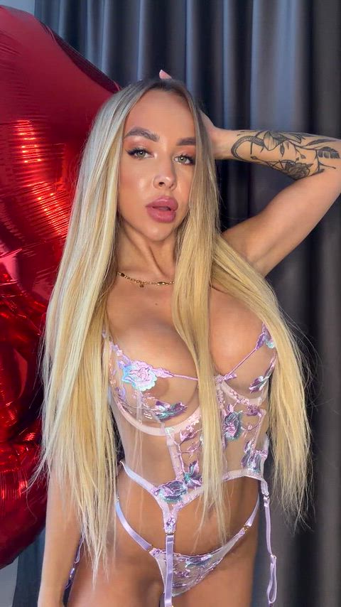 OnlyFans Teen Tits Porn GIF by blushlovee