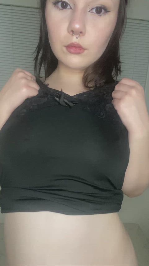 GrownSlightAdmiralbutterfly thumbnail