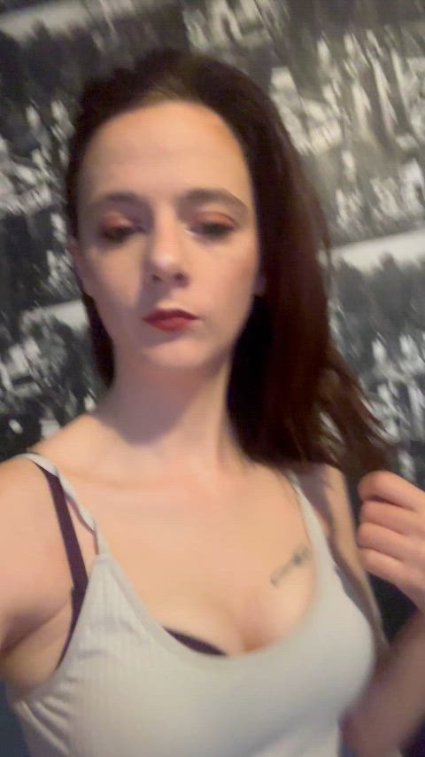 If I asked nicely Wld you accept to fck me?