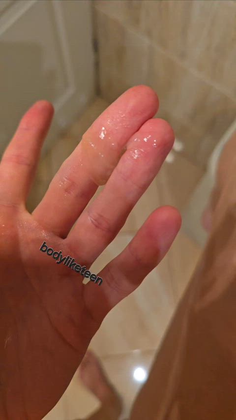 I hope jelly huge grool is still hot.. I love eating it :p