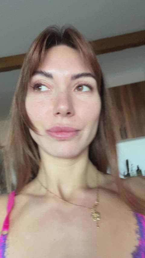 A 31yo mom is alone and finding ways to have fun :3