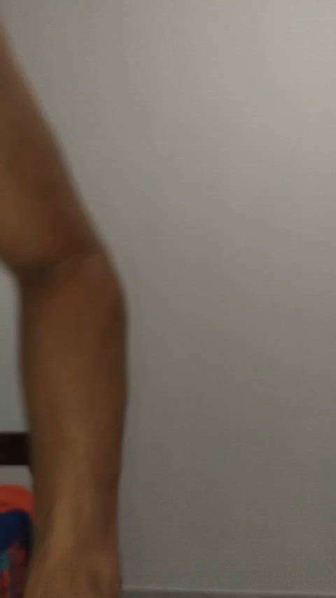 The way the skin is plumped up... so good.M (24)