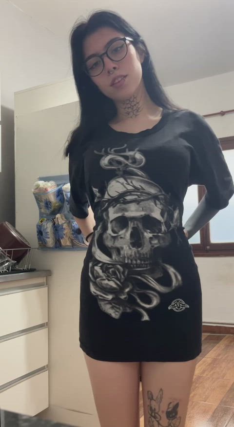 Be real: do you prefer a girl who is a morning person or a total night owl?