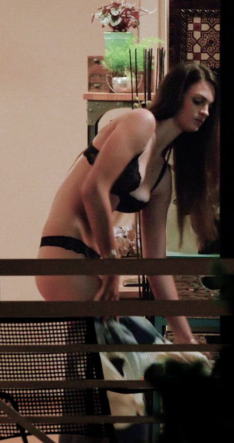 Melanie Ratcliff, Laura Ramsey & Alana de la Garza in Are You Here (1080p/Cropped For Mobile, Color Corrected)