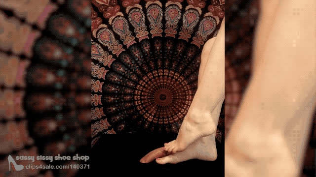 Edging barefeet cock crush www.c4s.com/140371/21326349