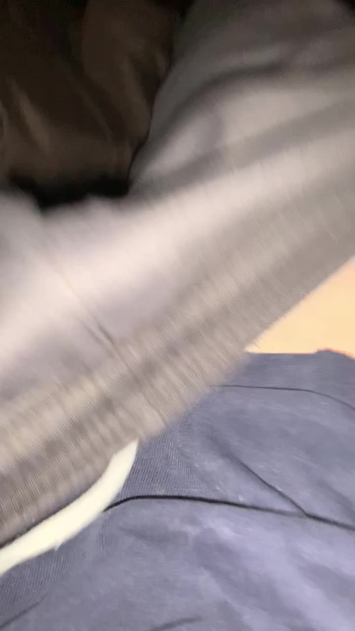 Straight Dude Offering Some Precum to Gaybros