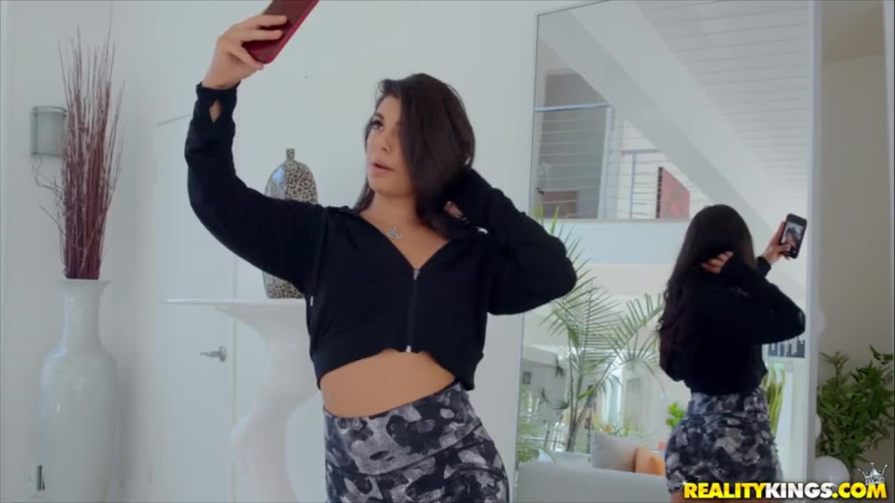Gina Valentina’s Dirty Photoshoot