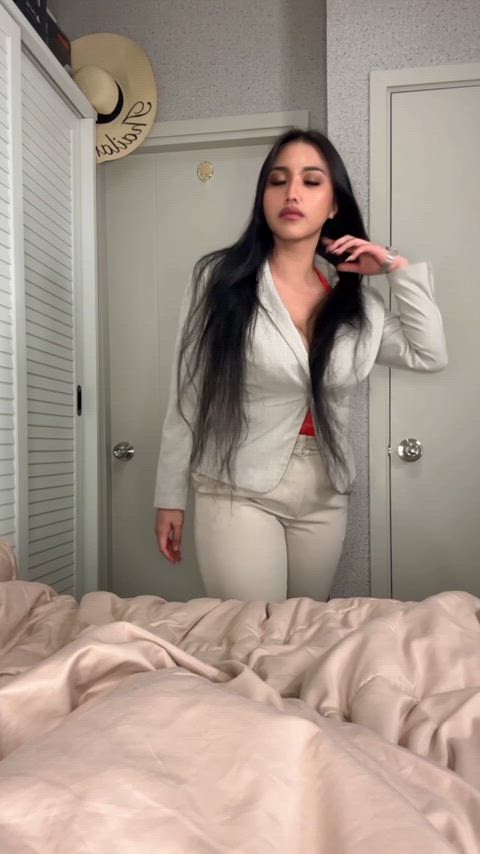 Not perfect, but these Asian curves are fuckable, yeah?