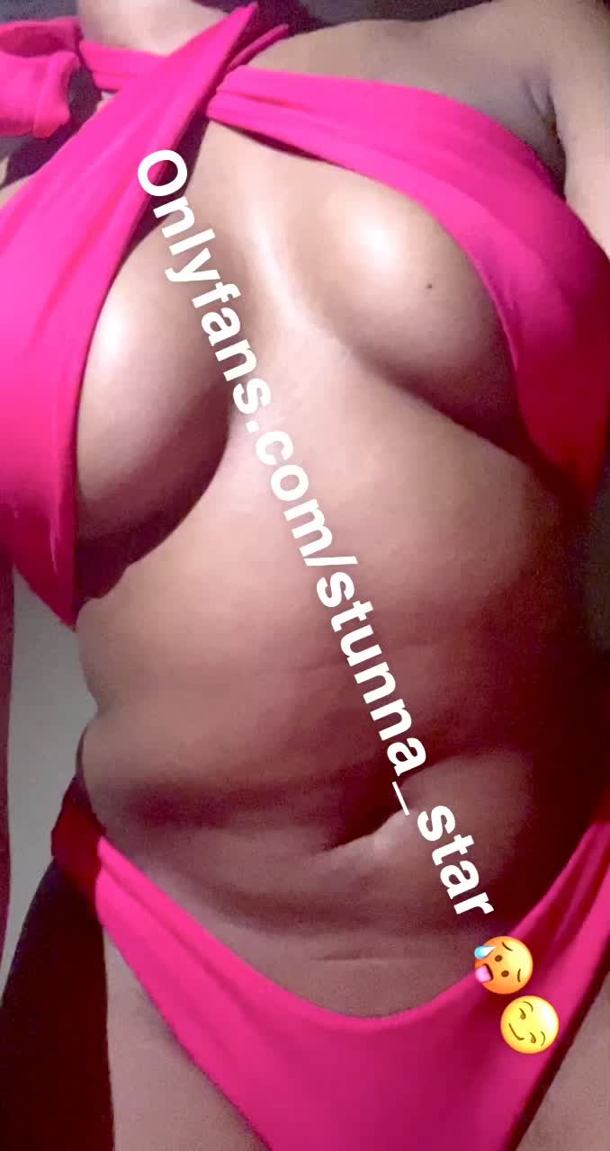 Young Ebony Bombshell ⚠️🦋 1-1 chat 🦋 Sexting 🦋 Fetish friendly 🦋 Custom videos 🦋 Free Dick Ratings 🦋JOI