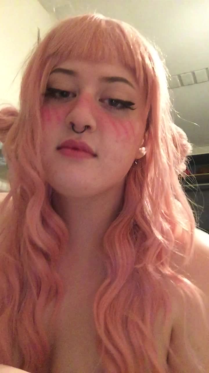 A cute gif to brighten your day 💘👅
