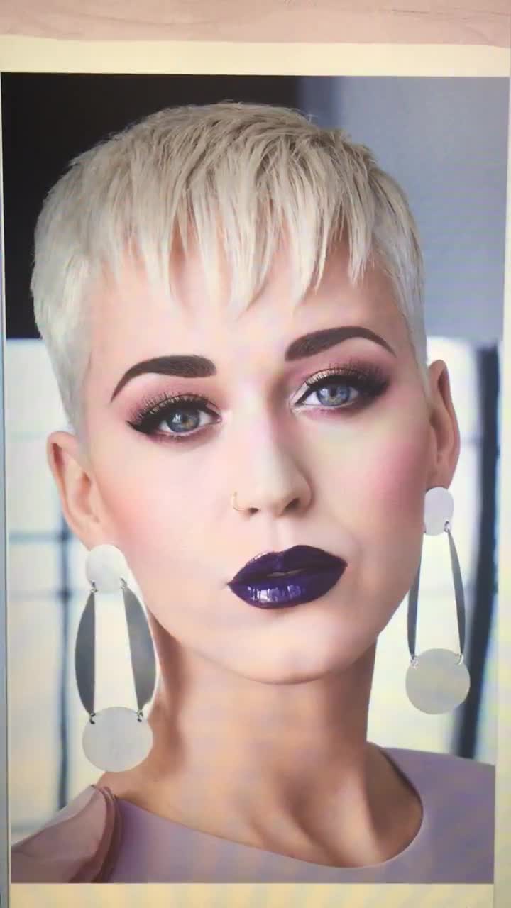 Katy Perry gets her gorgeous face BURIED BY MY FULL LOAD OF CUM!!!!