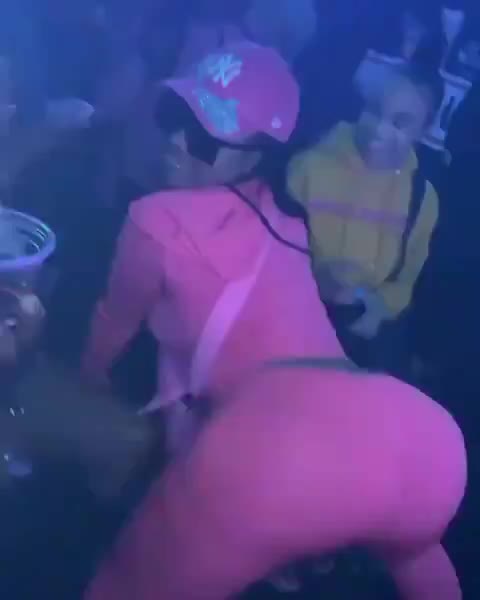 Her Shit MOVIN!!!