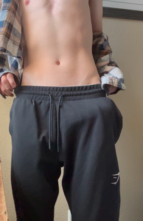 Be honest wyd if you walked in on me like this?