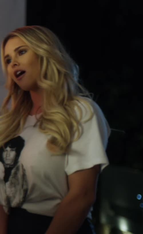 Kinsey Wolansky in 