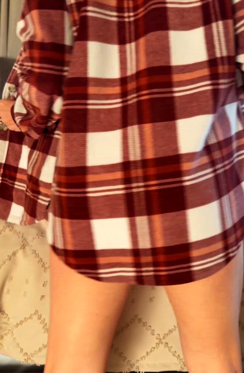 I cook, I clean, and I deep throat.