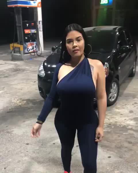 Fill her up! ⛽