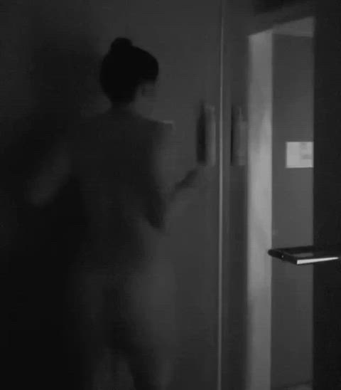 [F] Will you keep watching, or will you join me? 💋