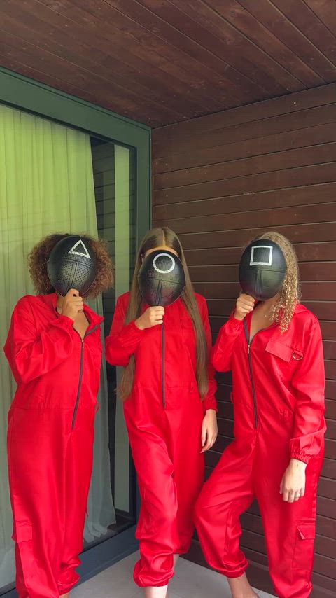 Guards [Squid Game] (Marichka, ZoeyCurly, MoanaOcean)