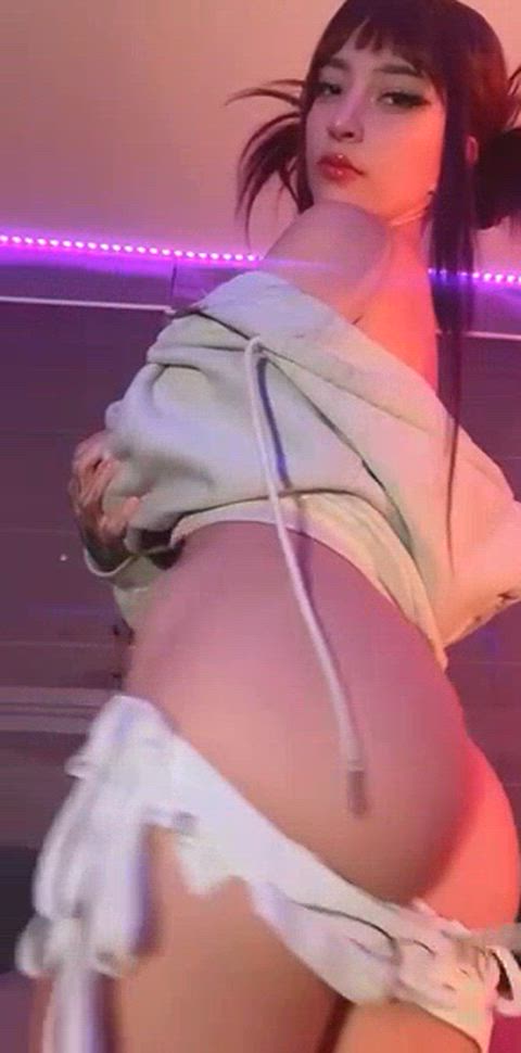 be honest with me, eat of fuck me raw right away