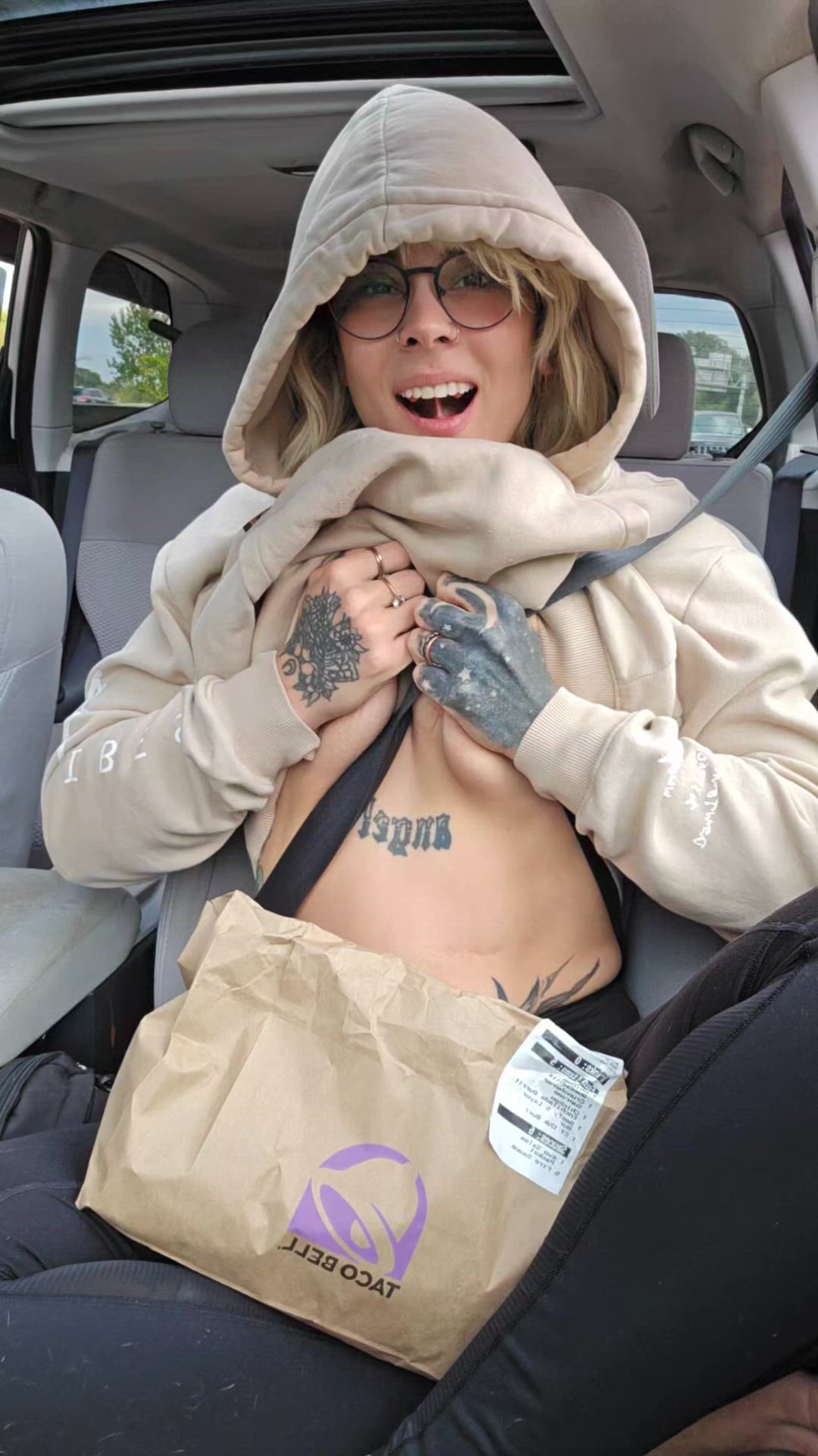 T-Bell and tiddies 🎉 (f)