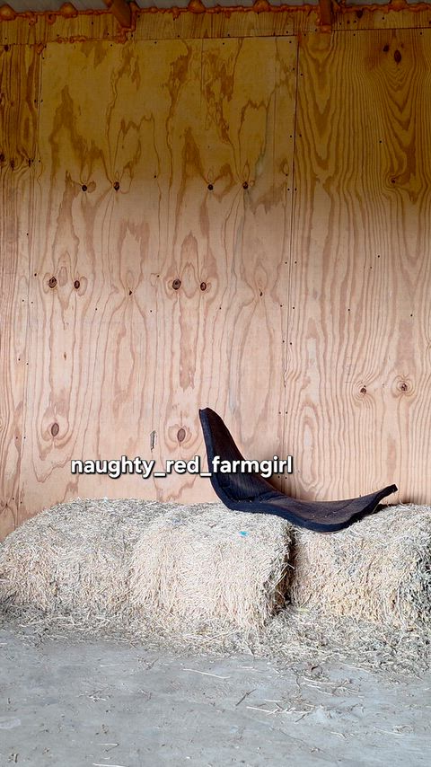 Naughtyredfarmgirl.com thumbnail