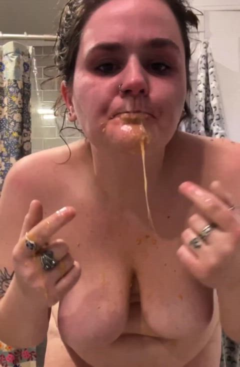 Completely emptying my stomach ❣️