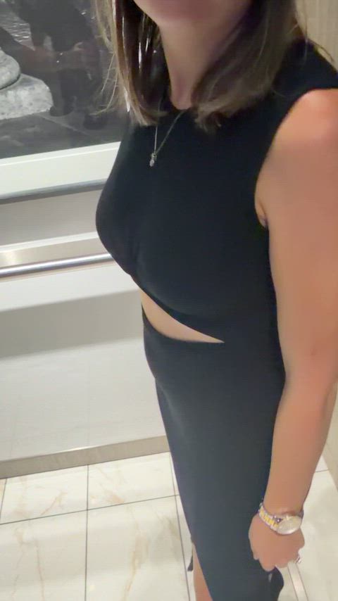 Wifebutt every time we get in a elevator