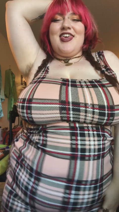 i think you're lacking an unshaved, all-natural, curvy goddess in your life