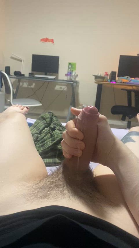 (23) Who wants to clean me up ;)