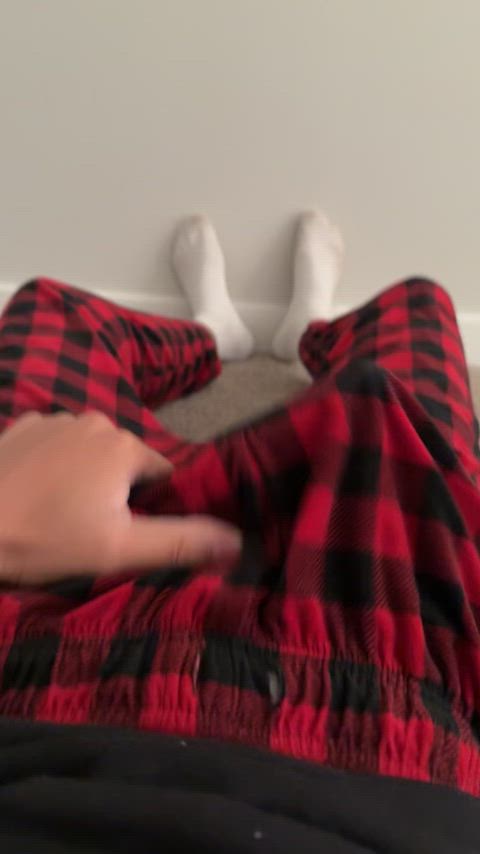 Casually swingin it around